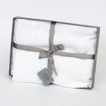 Скатерть LINENS Basic krem 160х220