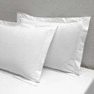 Набір наволочок з вишивкою Linens White Collection Asper Beyaz з воланами